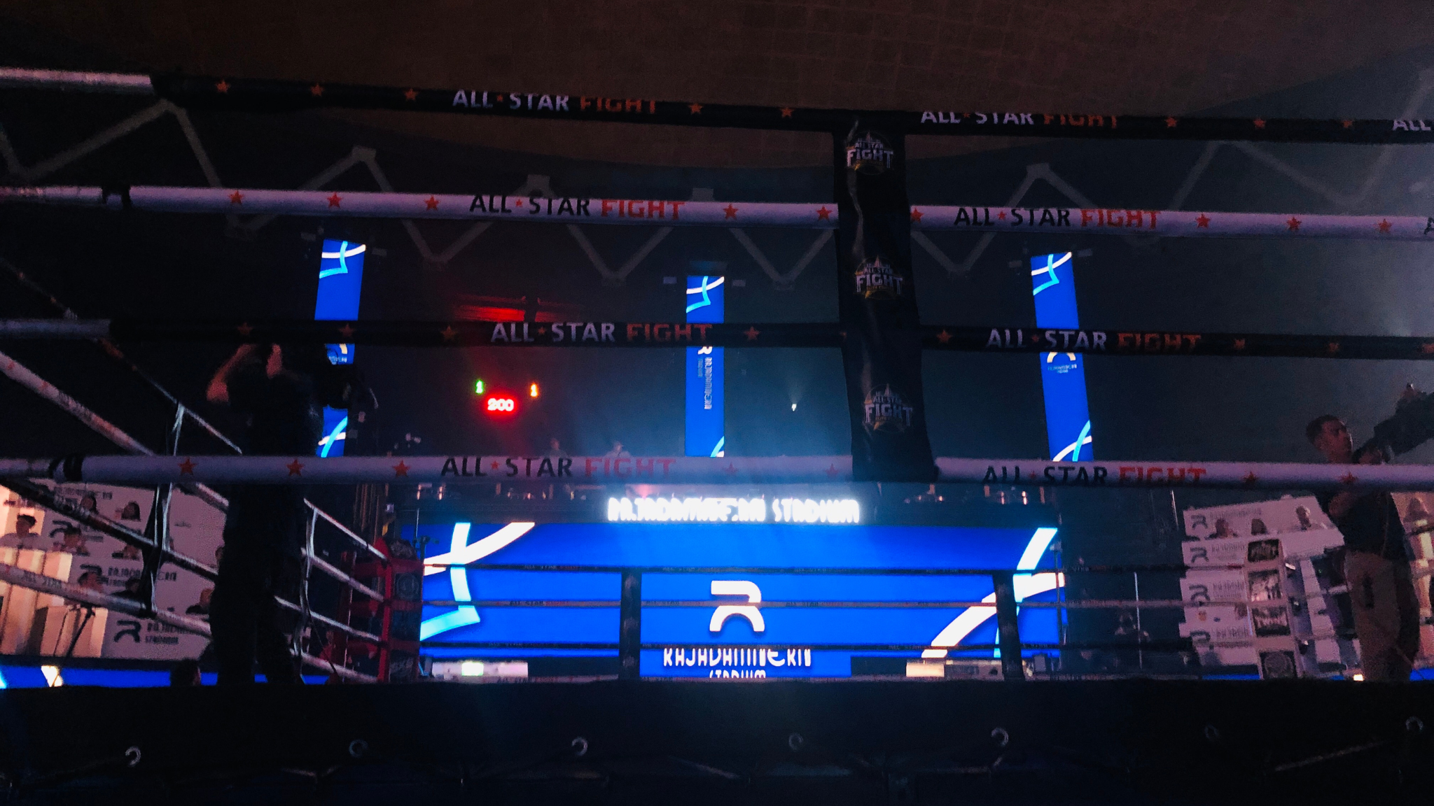 กำลังเปิดตัวนักมวยราชดำเนินแล้ว